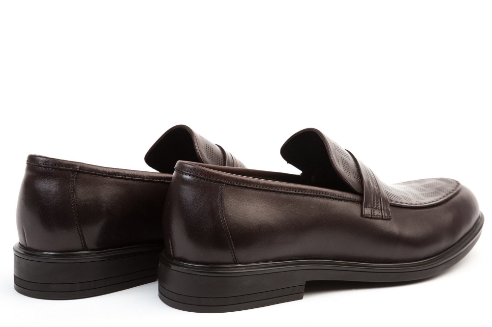 Pantofi eleganti maro